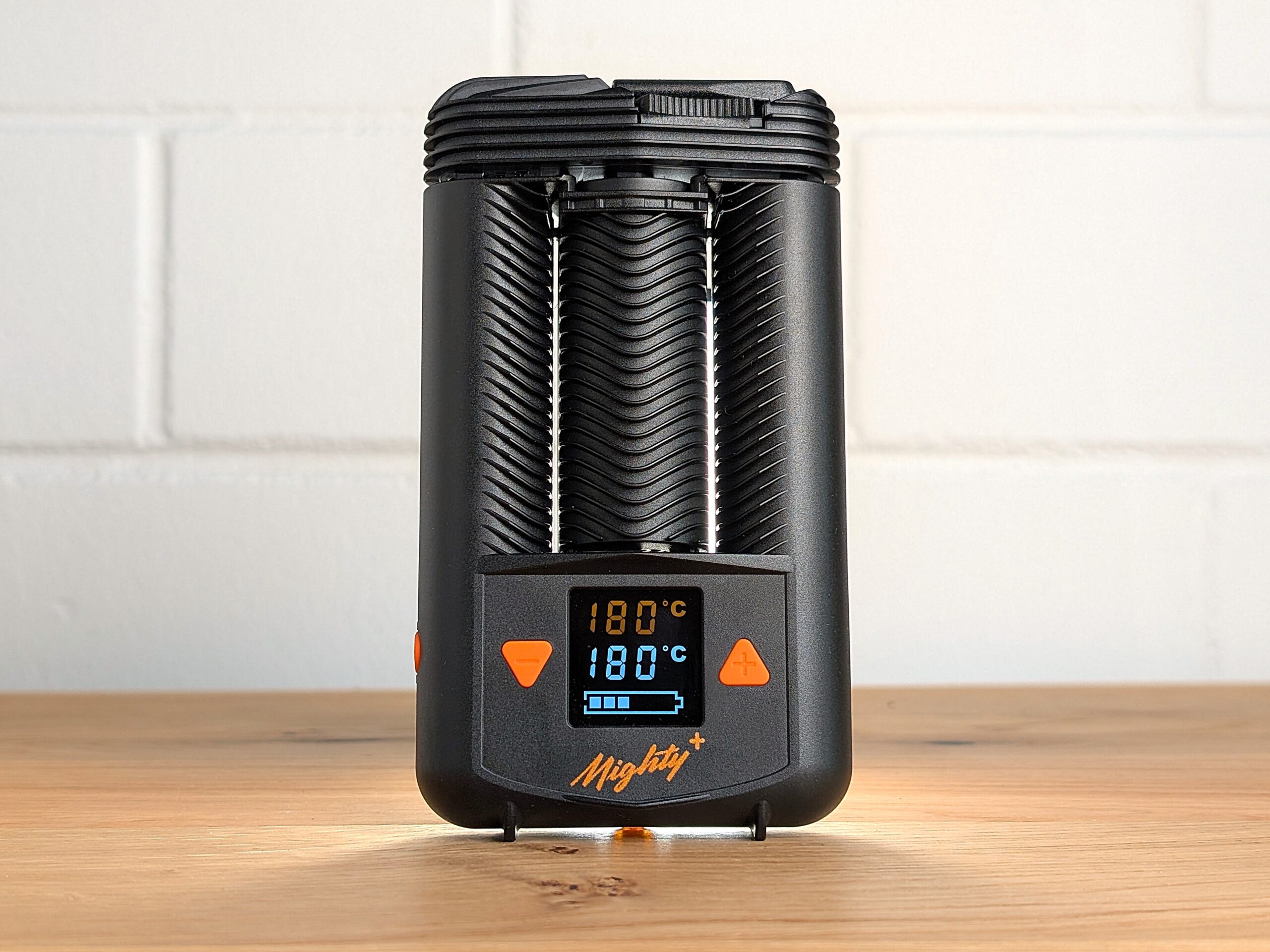 Mighty portable vaporizer with display on