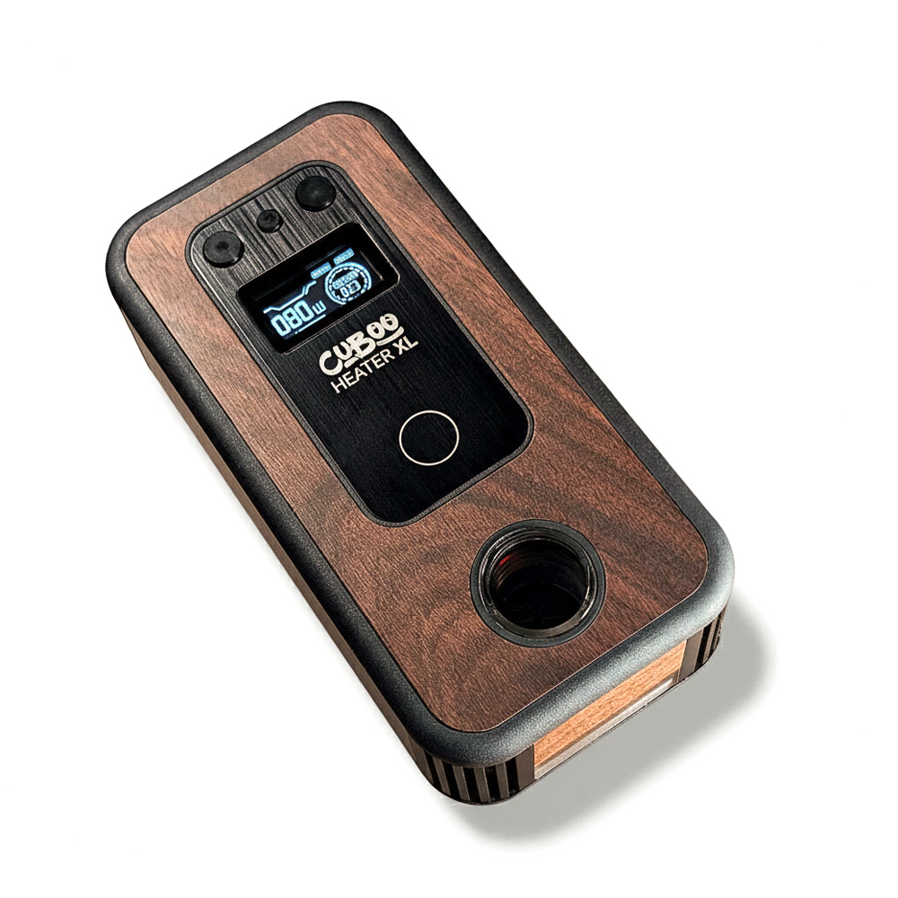Ein Cuboo Heater XL Induktionsheizgerät für Vaporizer mit dunkler Holzmaserung, digitalem Display und einer Öffnung zum Erhitzen.